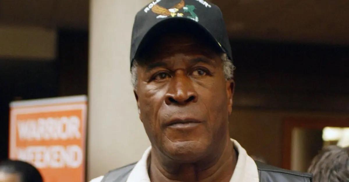 john amos accuses daughter of elder abuse after gofundme