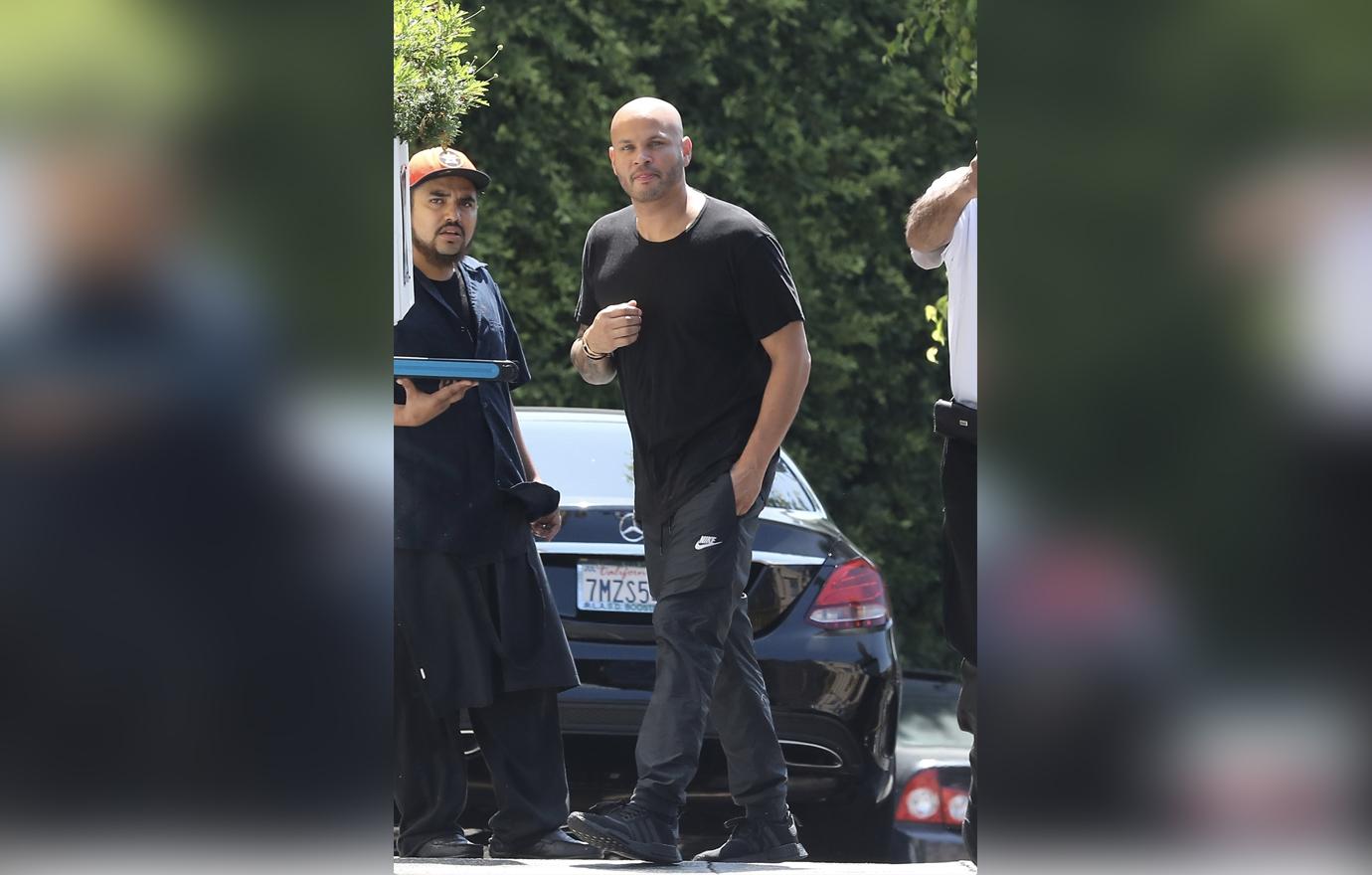 //stephen belafonte goes solo amid rumors mel b is dating a cop