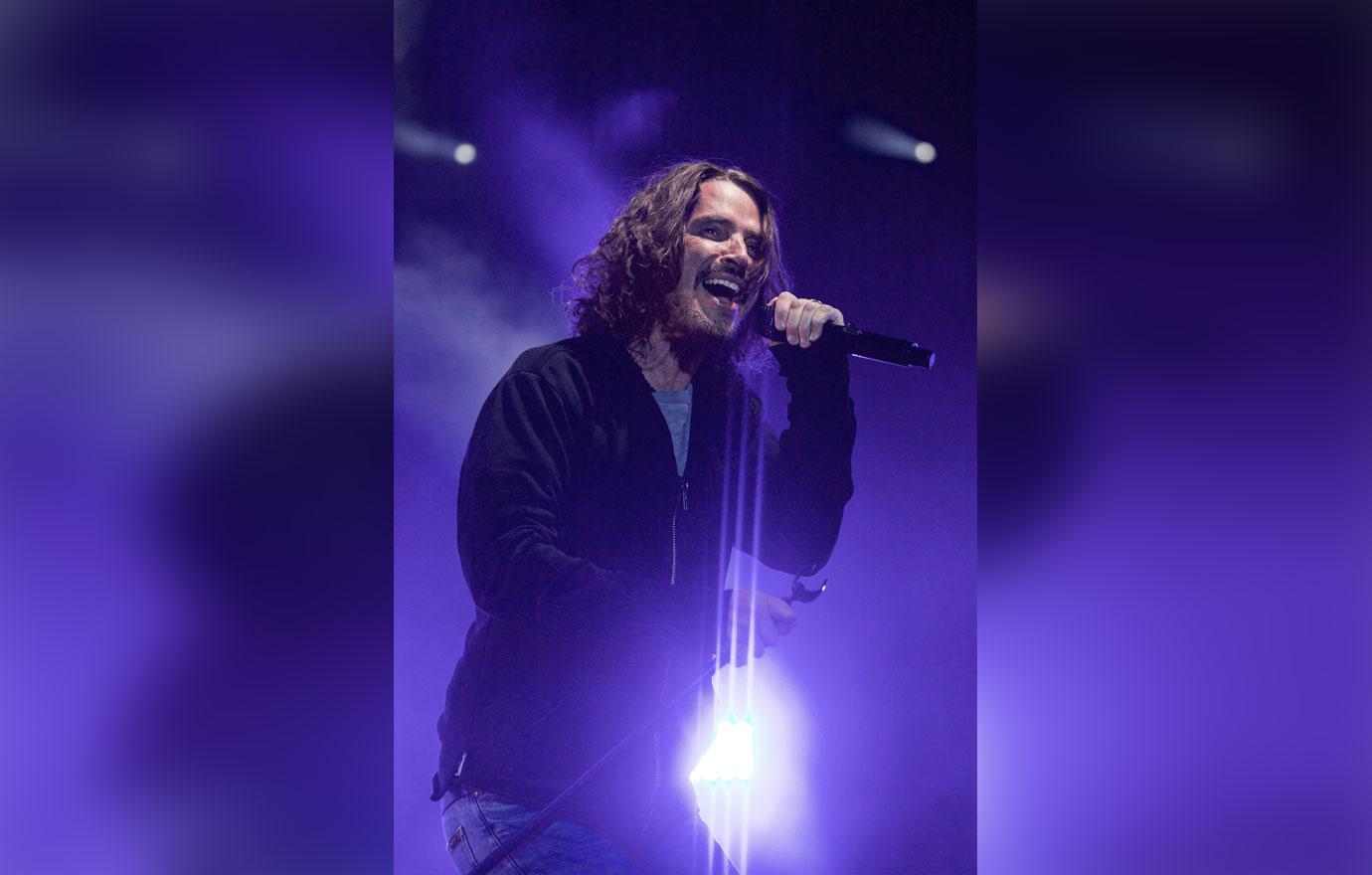 chris cornell suicide dead funeral update pics