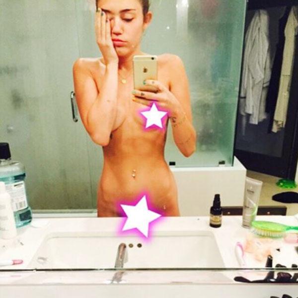 Miley Cyrus Sexting FaceTime Photos