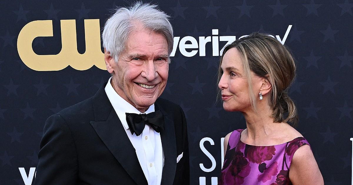 Photo of Harrison Ford and Calista Flockhart