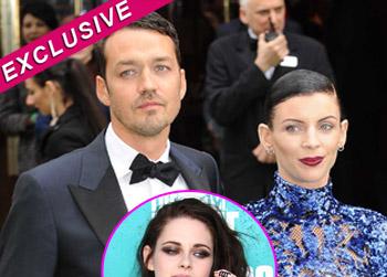 //pp_directorwifestewart