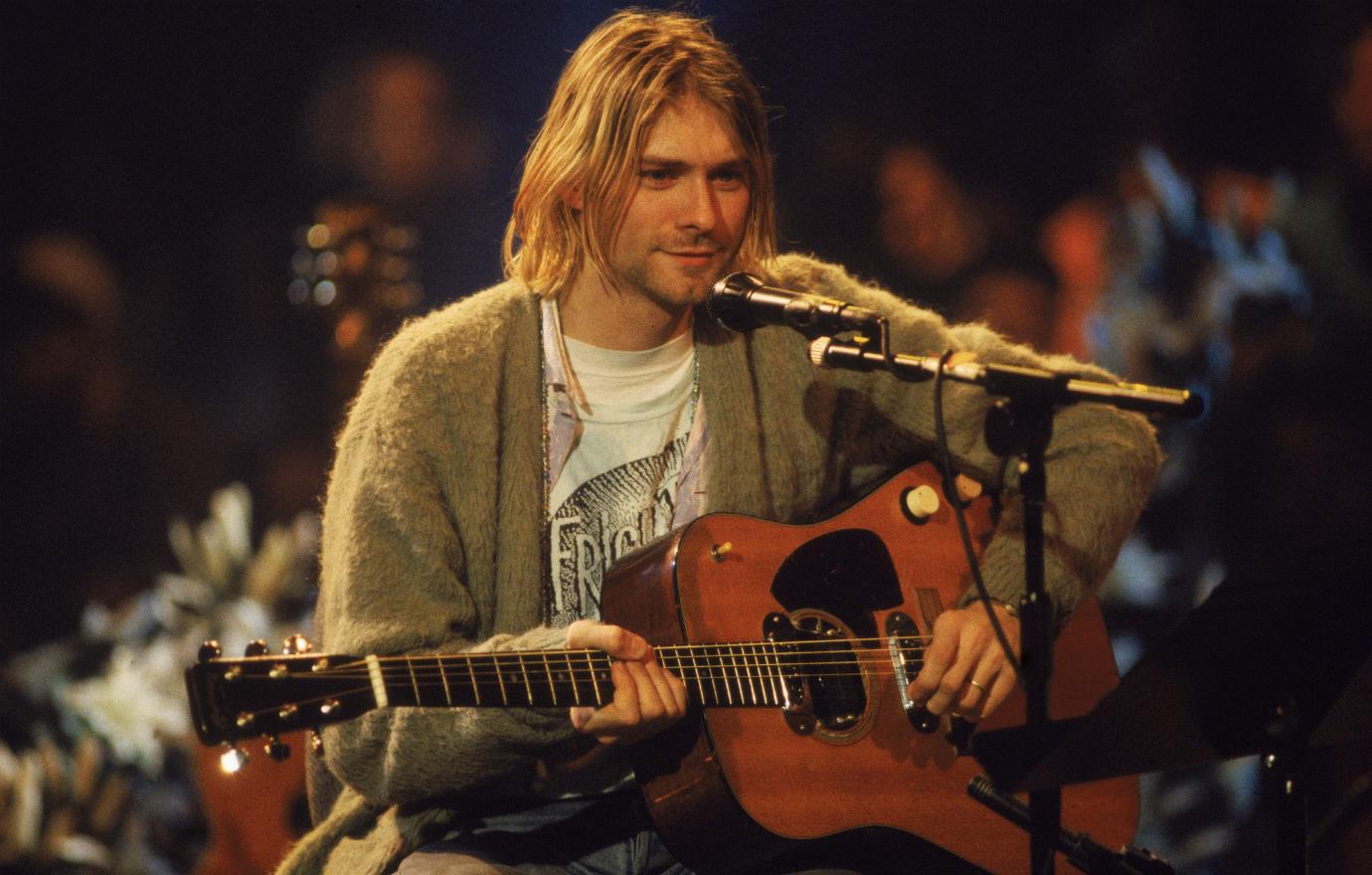 //dead celebrities kurt cobain