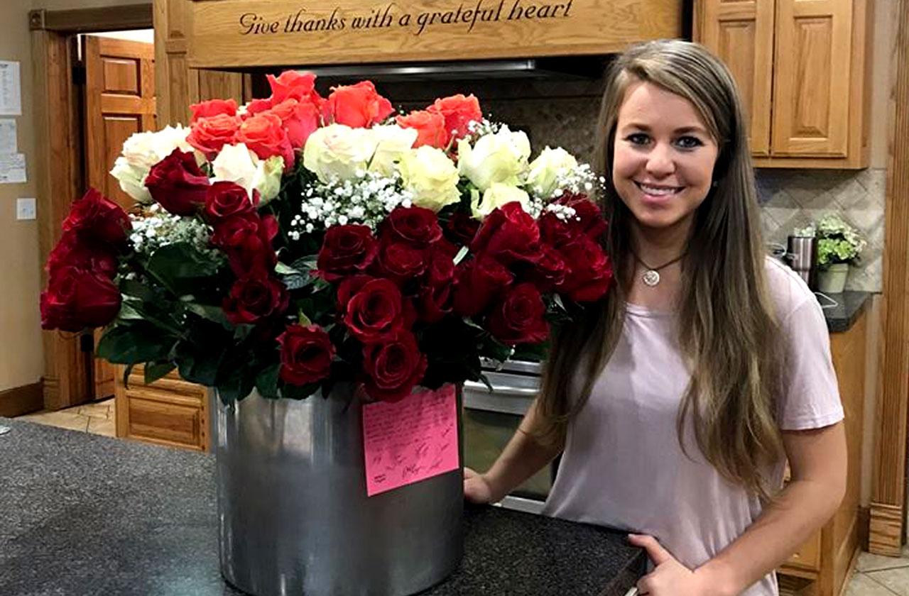 //jana duggar gets flowers pp