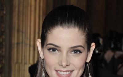//ashley_greene