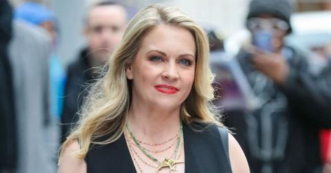 melissa joan hart supports victims nickelodeon documentary