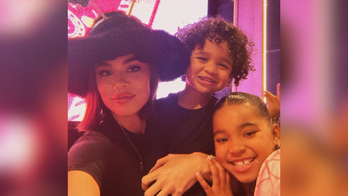Photo of Khloe Kardashian and kids