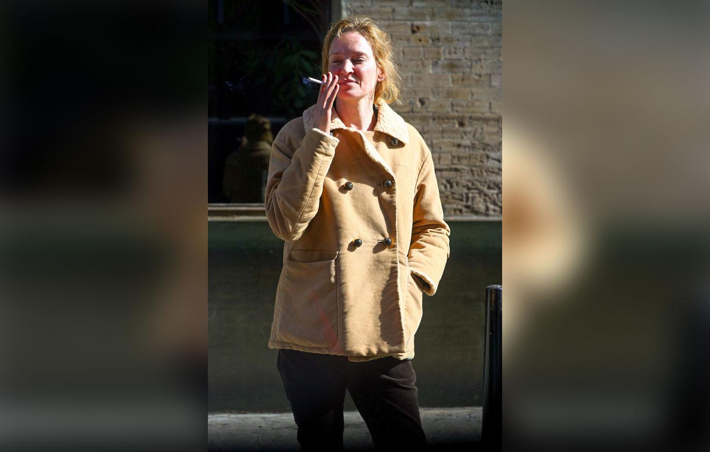 //uma thurman no makeup smoking custody battle