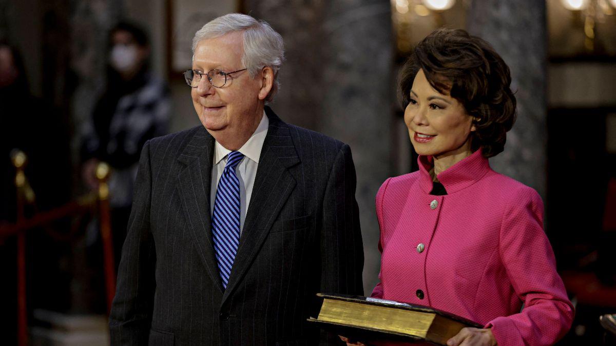Photo of Mitch McConnell, Elaine Chao