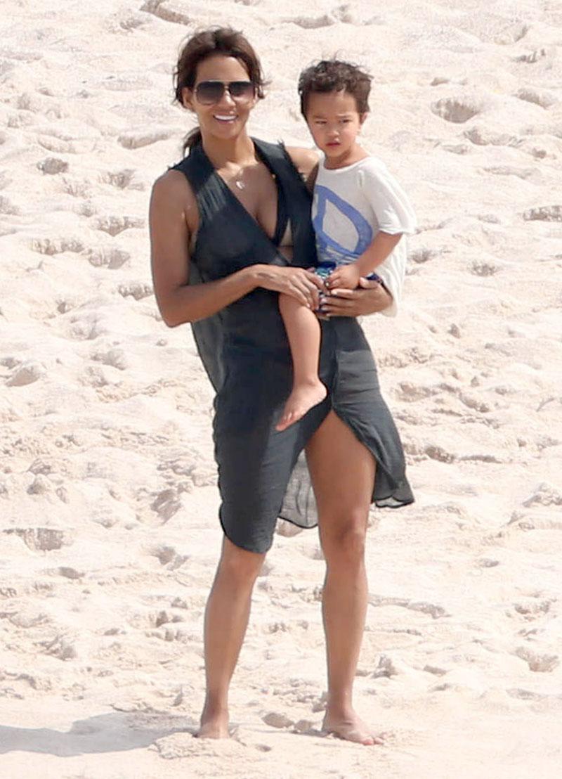 Halle Berry Divorce Olivier Martinez Vacation Mexico