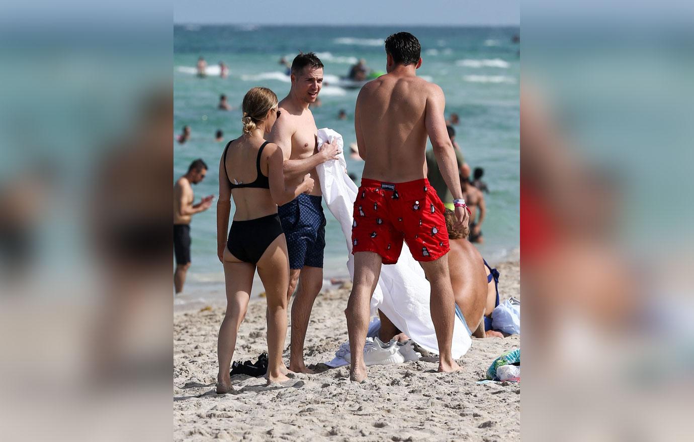 Jason Kennedy Shirtless Lauren Scruggs Bikini Miami