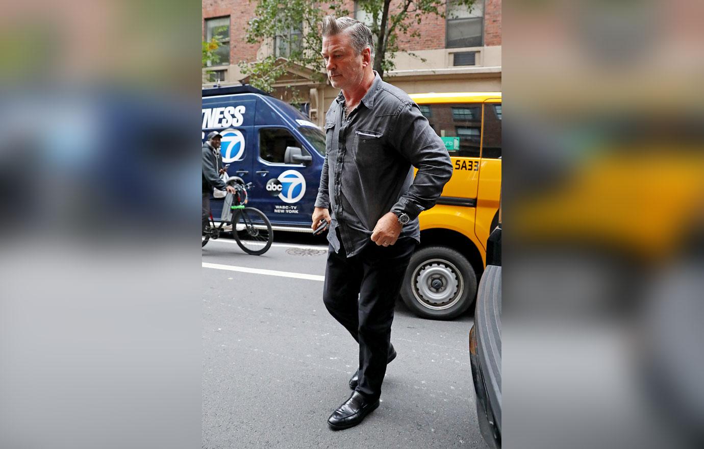 Alec Baldwin Returns Home After Arrest Denies Punching Man