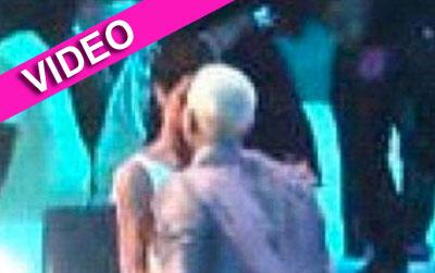 //rihanna chrisbrown kiss