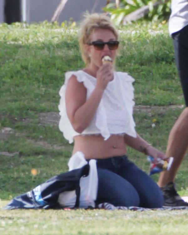 Britney Spears Shows Off Abs At Son Jayden’s Soccer Game In New Photos