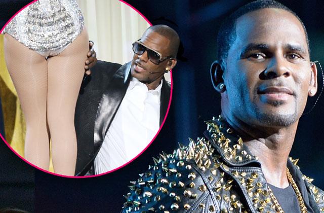 Kelly video. R Kelly 2002. R Kelly скандал. R.Kelly видео 2002.