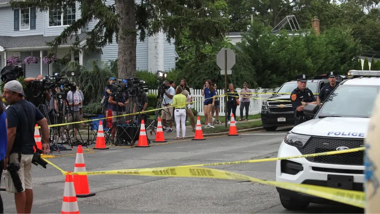 Press showed up to Heuermann's house to see him get arrested by cops.