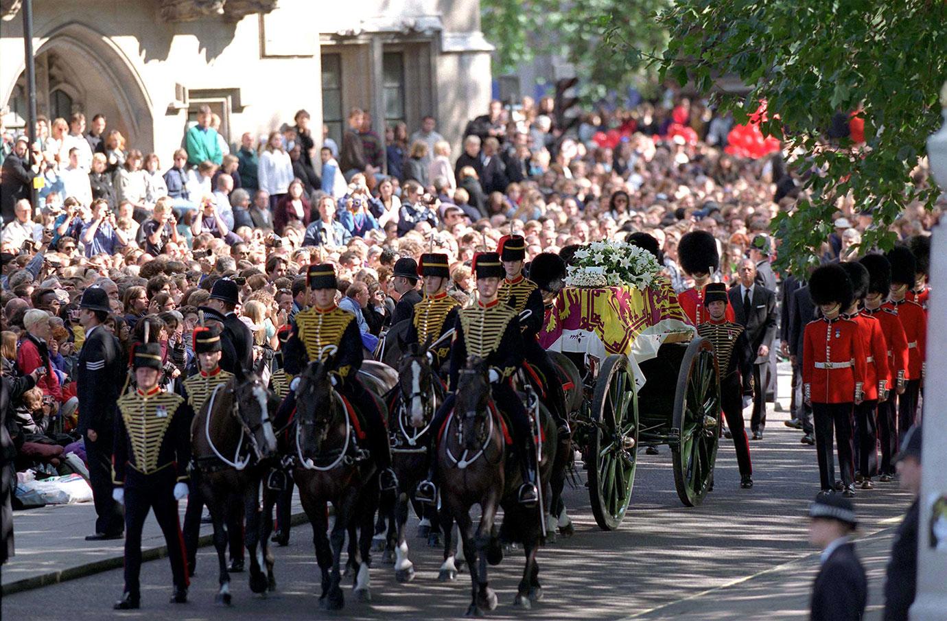 princess diana funeral photos death anniversary family drama