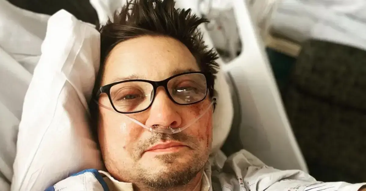 jeremy renner injuries photos snow plowing accident