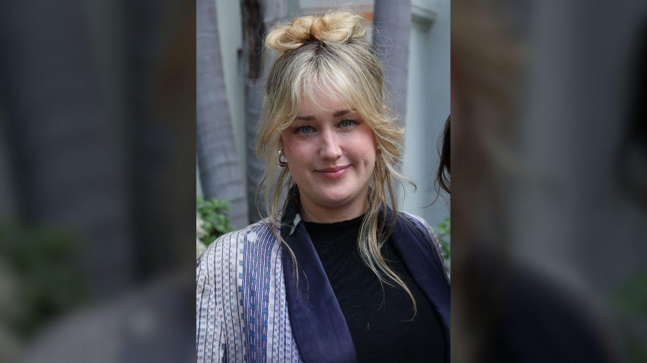 Ashley Johnson recalls the terrifying kidnapping attempt that unfolded while she worked on a TV set.