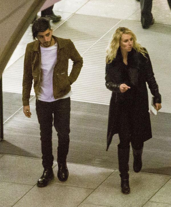 Zayn Malik Quits One Direction -- First Photos At London Studio After Split