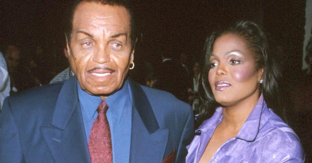 Janet Jackson Honors Dying Father Joe Jackson