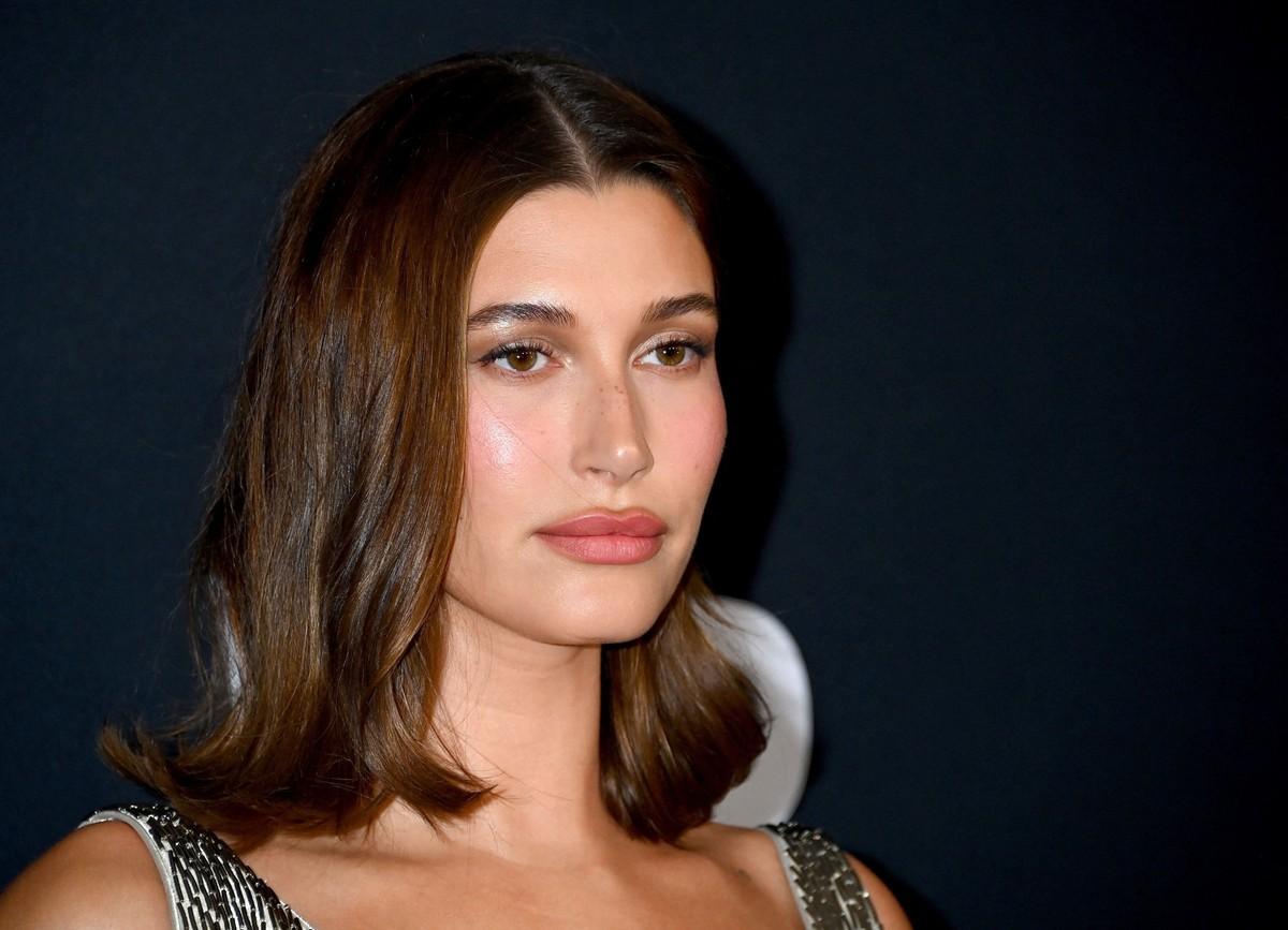 Hailey Bieber has reportedly helped Justin cope with criticism and emotional struggles.