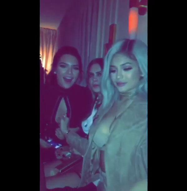 //Blac Chyna Kylie Jenner Boobs