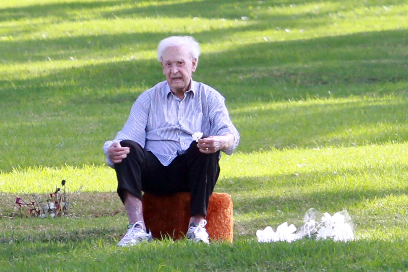 bob barker wife grave collapse