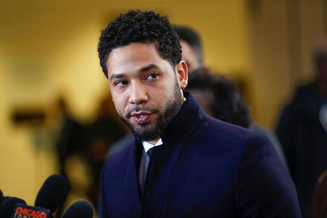 jussie smollett attacker osundairo denies selling drugs trial