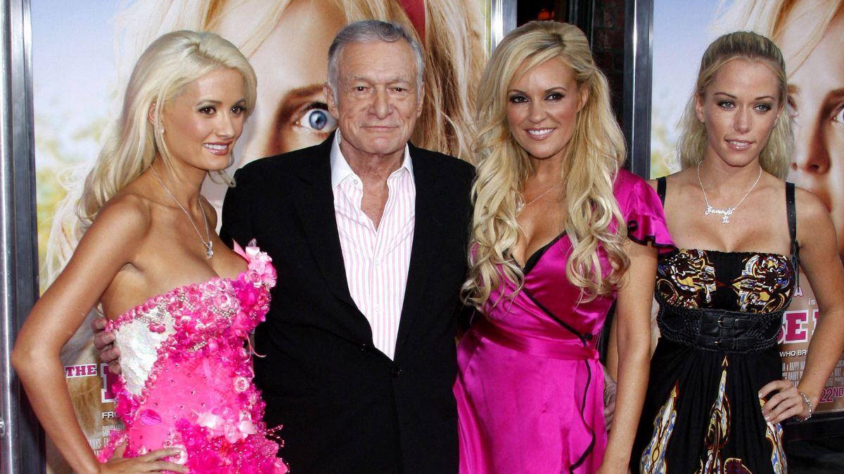 picture of Hugh Hefner, Holly Madison, Bridget Marquardt and Kendra Wilkinson.