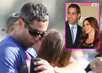 //sofia vergara kiss nick loeb