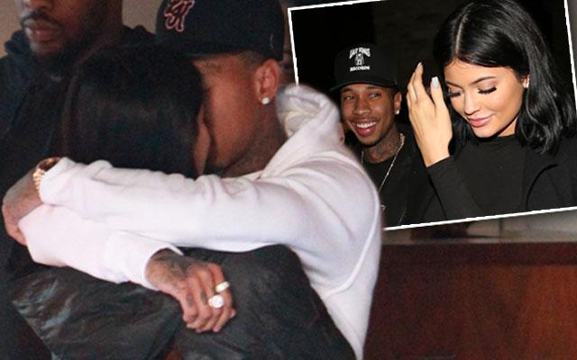 Kylie Jenner Tyga PDA Photos