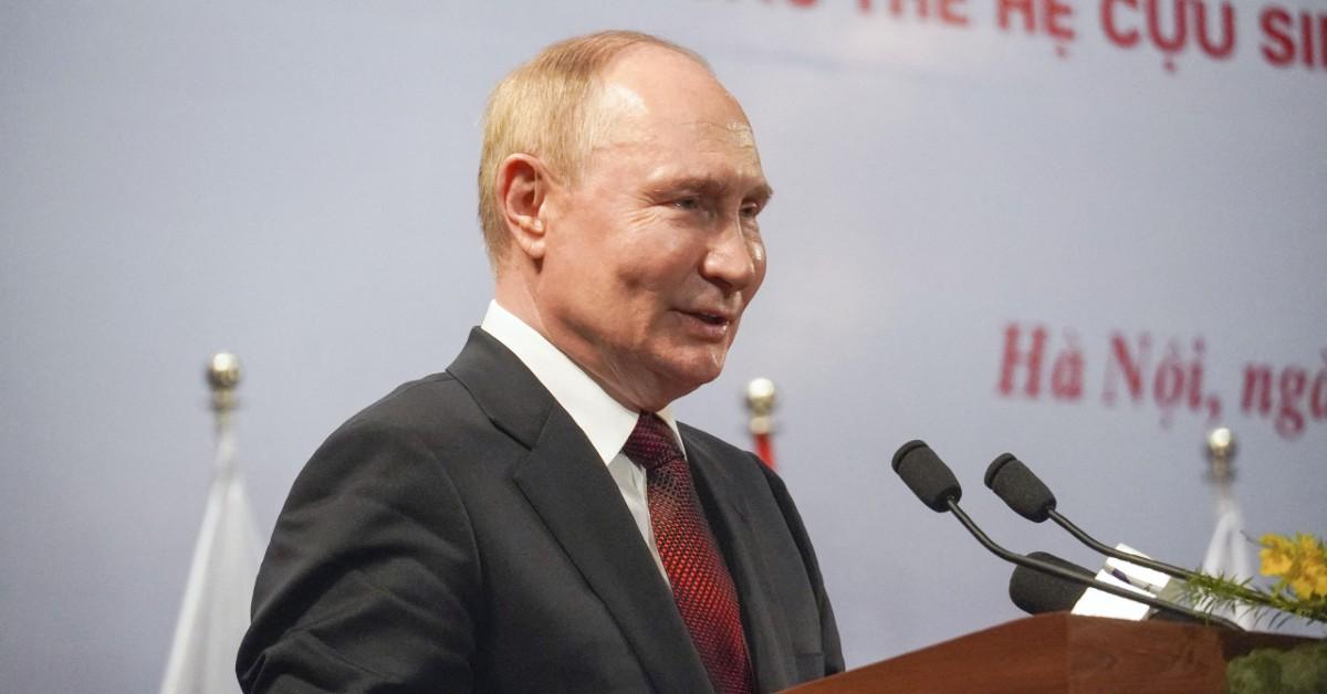 Putin Fuels Wwiii Fears As State Tv Airs Simulation Of Nuclear Blast