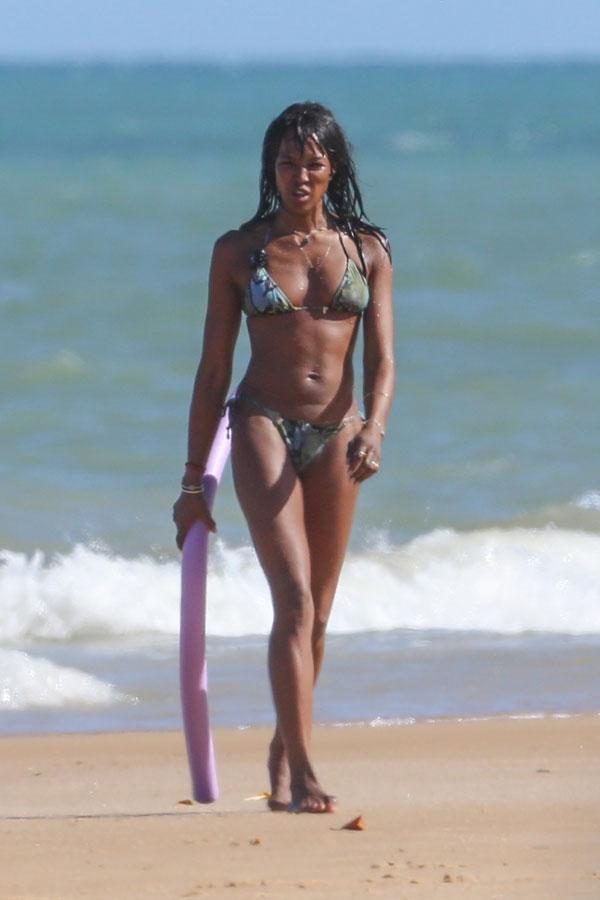 Naomi Shows Off Her Bikini Body — And Famous Fiery Temper — On