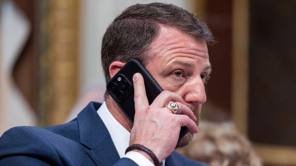 Photo of Markwayne Mullin