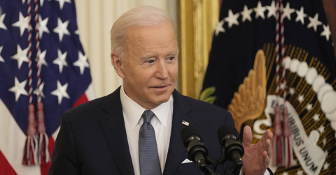 Joe Biden Falsely Claims Five Cops Were Killed On January 6