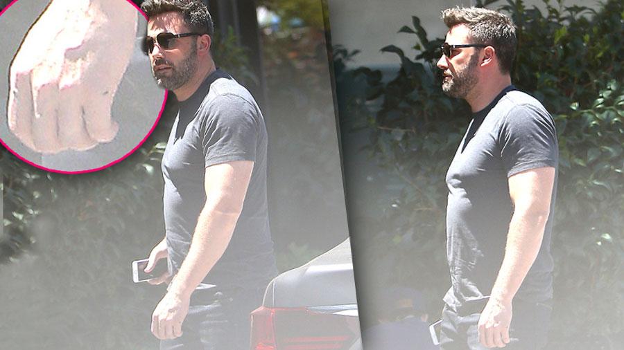 //ben affleck jennifer garner divorce ring off again after comic con pp