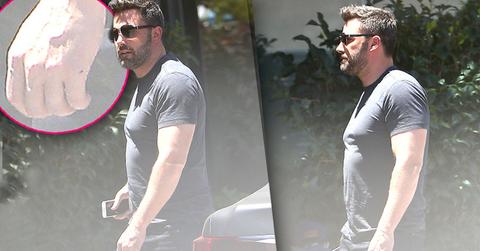 //ben affleck jennifer garner divorce ring off again after comic con pp
