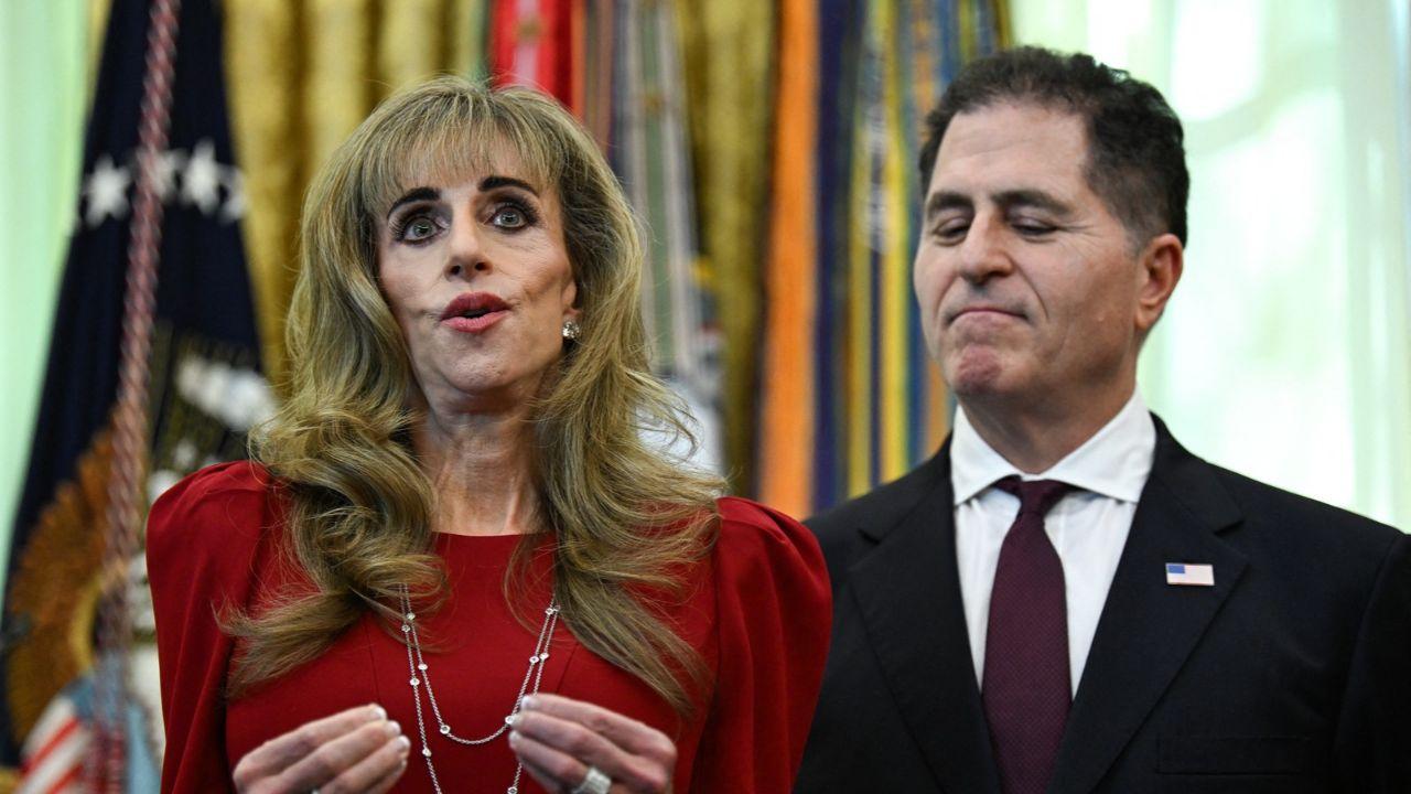 A photo of Michael Dell and Susan Dell