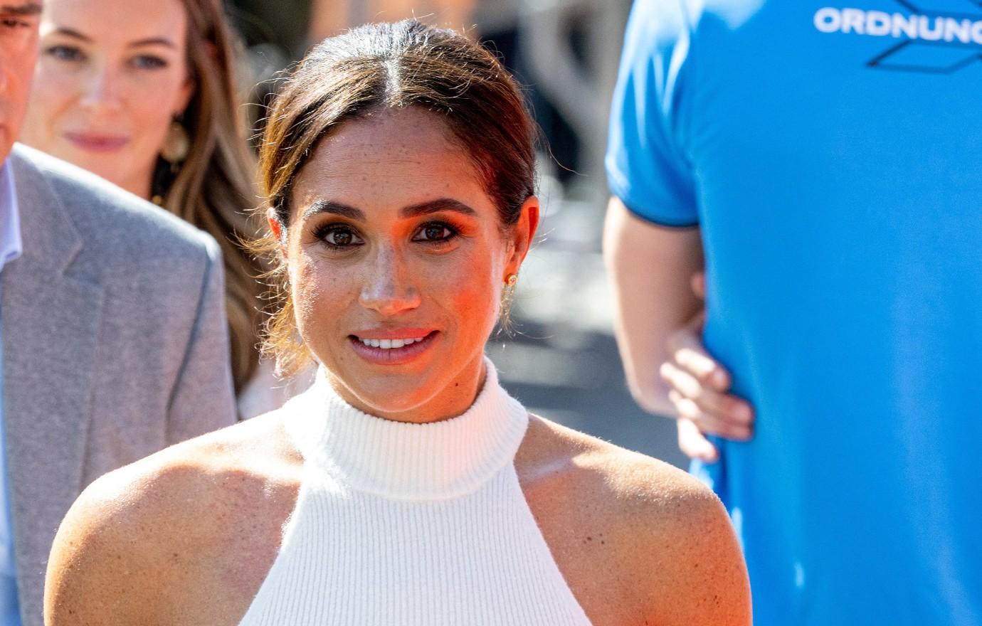 meghan markle broke rules accepted non stop gifts