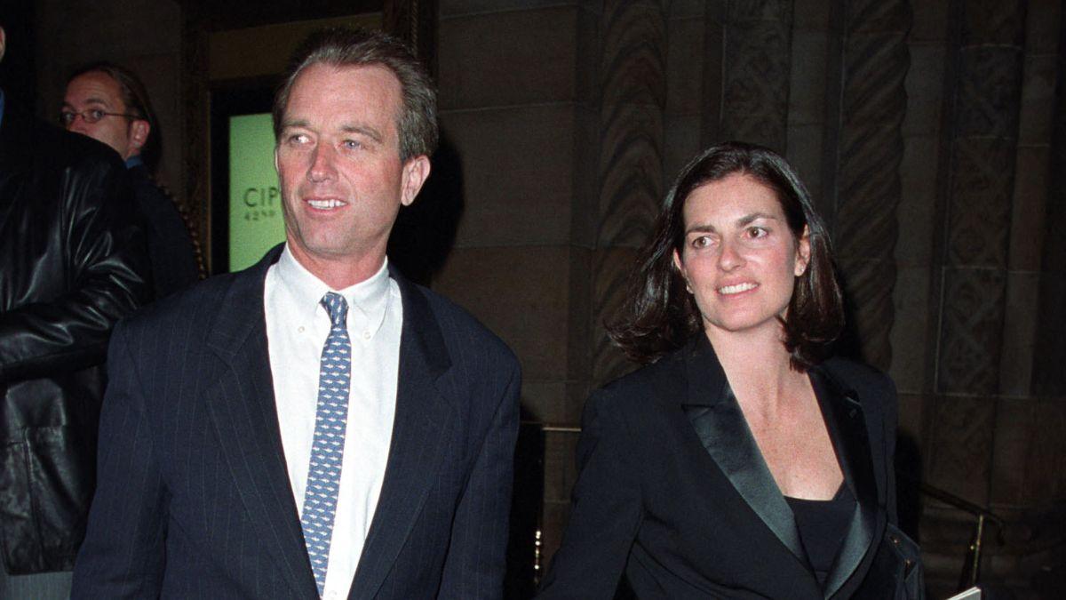 Photo of Robert F. Kennedy Jr., Mary Richardson