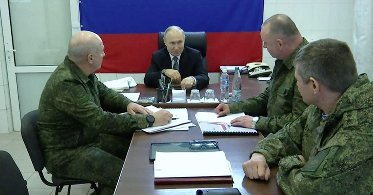 Putin Fires Russian General Dubbed 'Butcher of Mariupol'