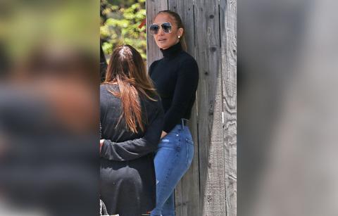 jennifer lopez school tour twins ben affleck moving in introduced kids