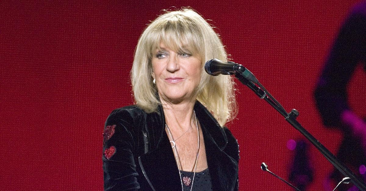 Stevie Nicks Has Chris McVie's Ashes On Her Body At Live Performances