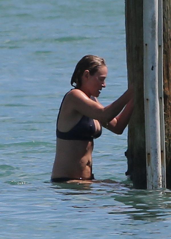 //Uma Thurman Bikini Miami Photos