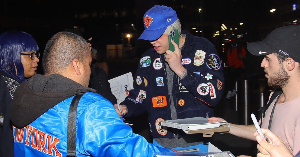 Pete Davidson Pushes Fan While Taking Selfies At Knicks Game