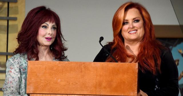 naomi judd farewell tour stress pressure over the edge suicide pp