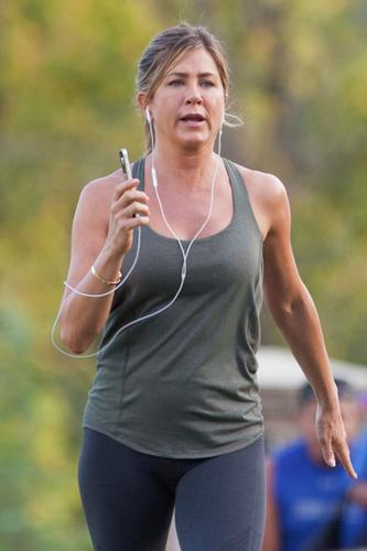 jennifer aniston weight gain Image 9