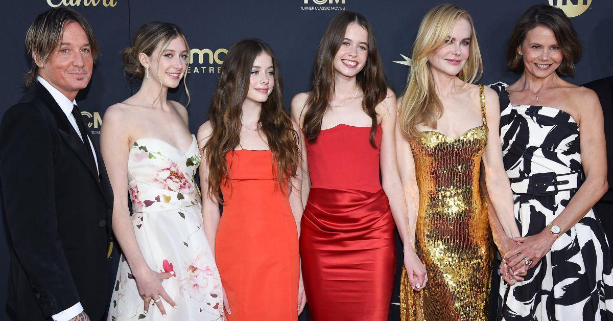 Friends urge Kidman to move on as she and Urban stay civil for their daughters.