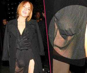 //lindsay lohan hand covering london dkny fashion show photos tall